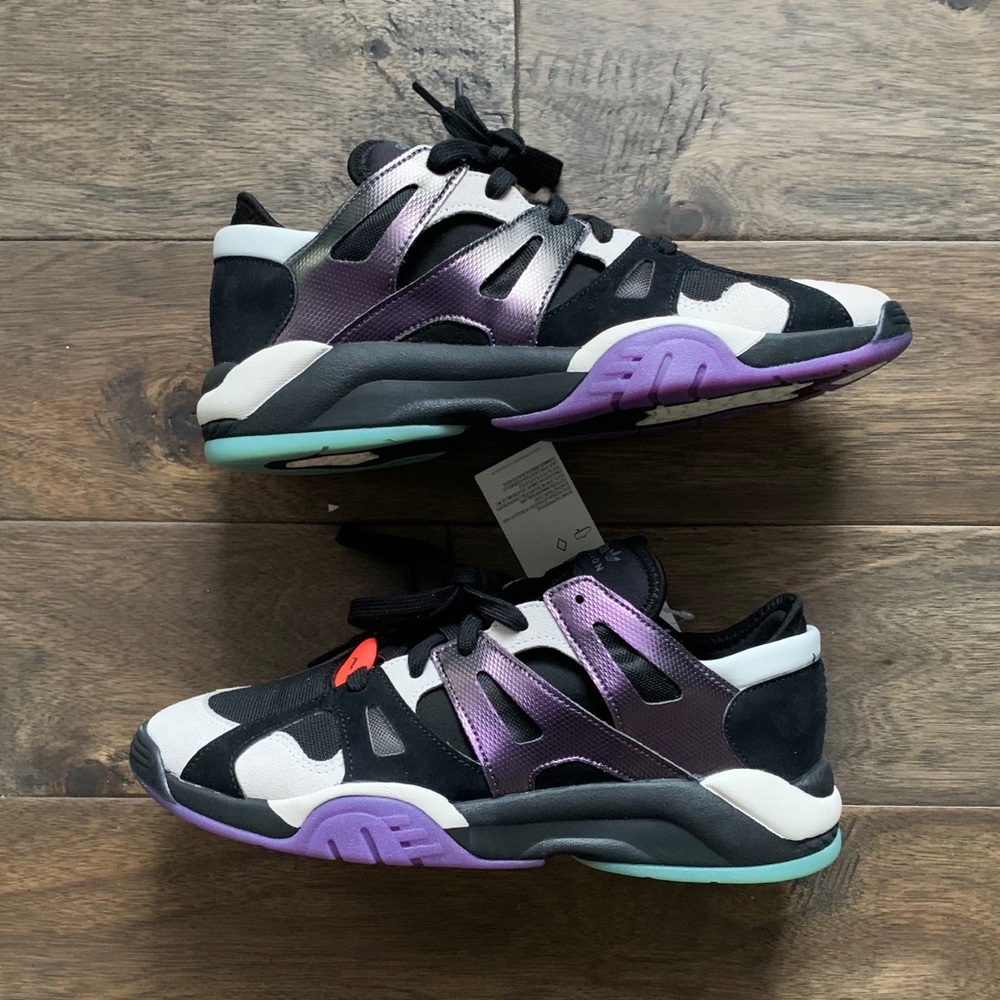 Adidas Dimension Lo. Brand new. Mens 8.5